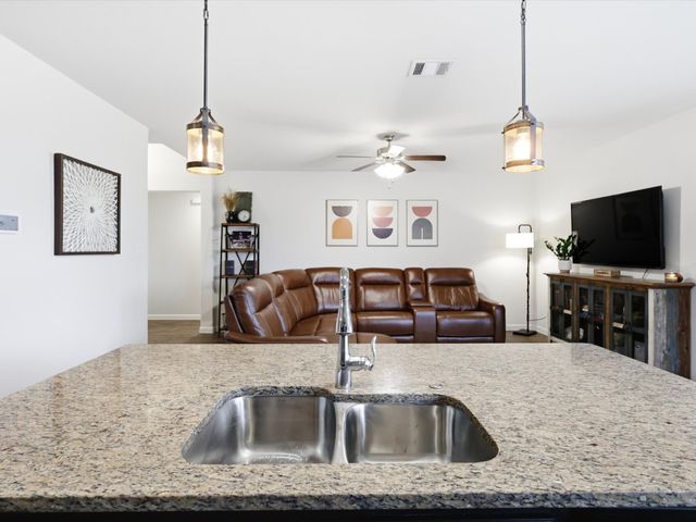 3425 Eloise Lane, Krum, TX 76249