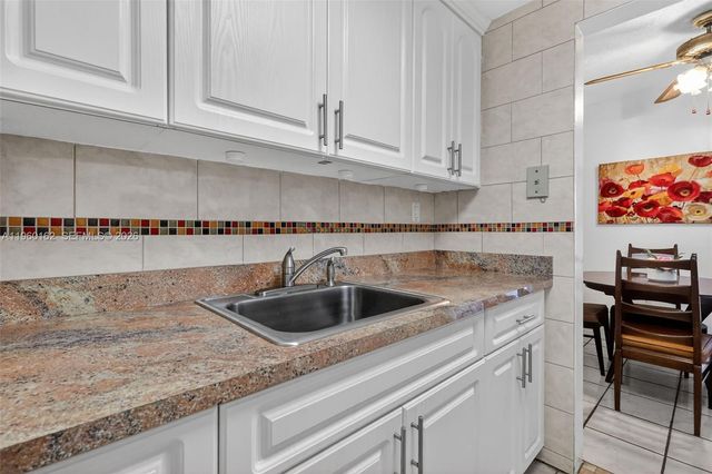 16901 NE 13th Ave 108, Miami, FL 33162