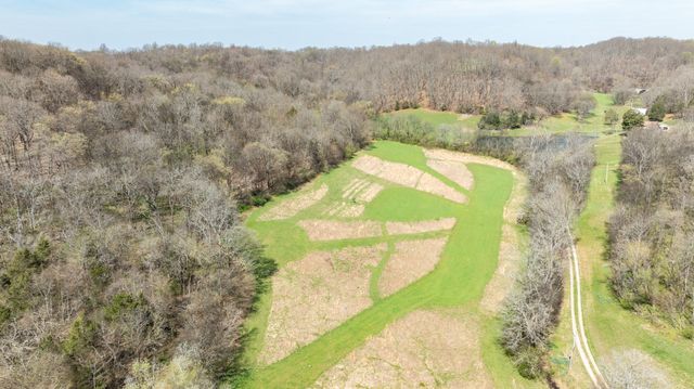 2739 Pickens Rd, Lynnville, TN 38472