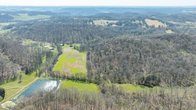 2739 Pickens Rd, Lynnville, TN 38472