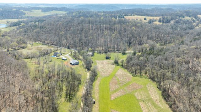 2739 Pickens Rd, Lynnville, TN 38472