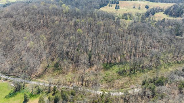 2739 Pickens Rd, Lynnville, TN 38472