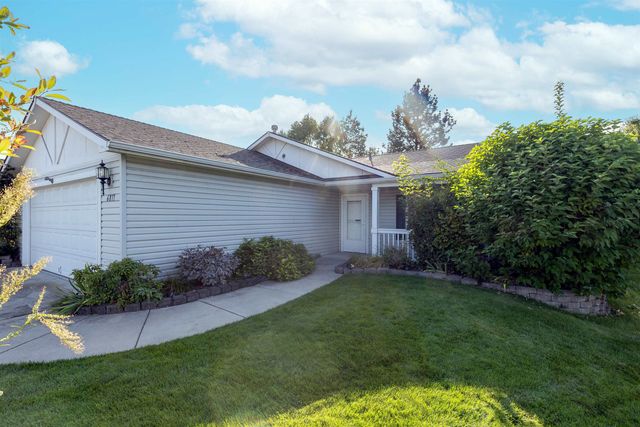 6811 N Capri Ln, Spokane, WA 99217