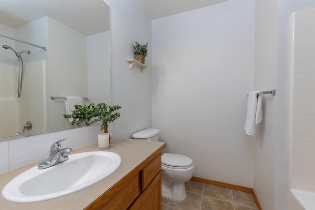 6811 N Capri Ln, Spokane, WA 99217