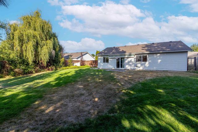 6811 N Capri Ln, Spokane, WA 99217