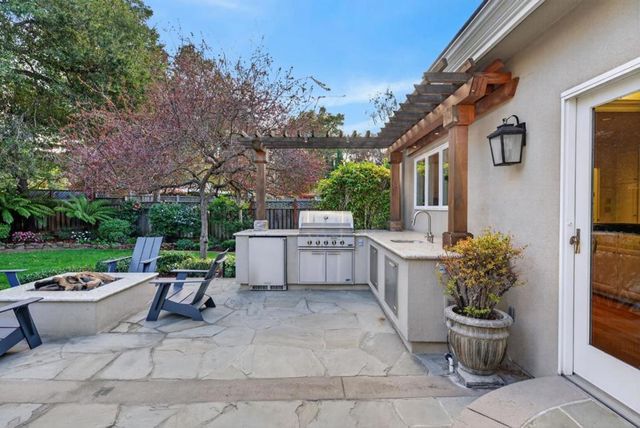 20026 Heritage Oak, Saratoga, CA 95070