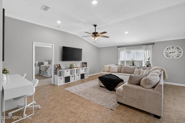1513 LANTERN LIGHT Trail, Middleburg, FL 32068