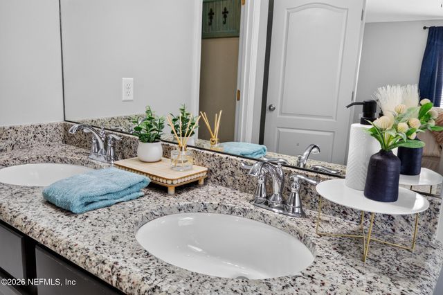 1513 LANTERN LIGHT Trail, Middleburg, FL 32068