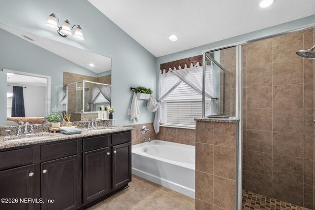 1513 LANTERN LIGHT Trail, Middleburg, FL 32068