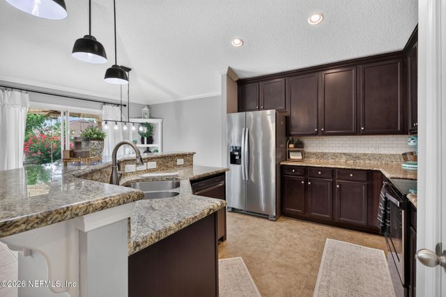 1513 LANTERN LIGHT Trail, Middleburg, FL 32068
