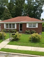 203 Heard Street, Kinston, NC 28501