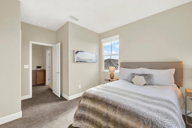 307 Maverick Drive, Vacaville, CA 95687