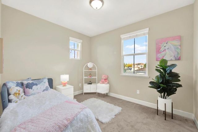 307 Maverick Drive, Vacaville, CA 95687