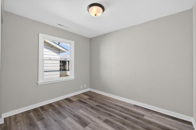 5048 Fremont Avenue N, Minneapolis, MN 55430