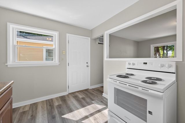 5048 Fremont Avenue N, Minneapolis, MN 55430
