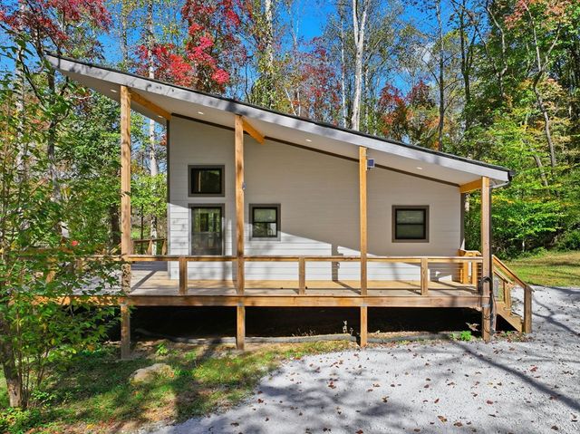 444 Weaver Road, Ellijay, GA 30536