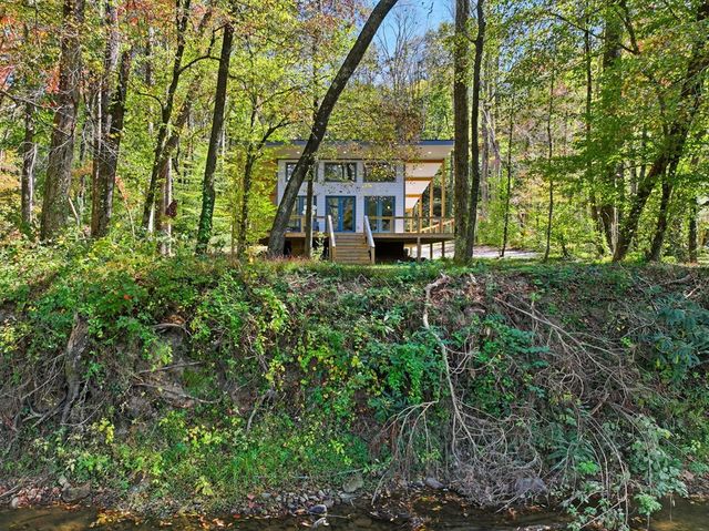 444 Weaver Road, Ellijay, GA 30536