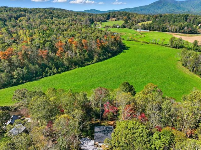 444 Weaver Road, Ellijay, GA 30536