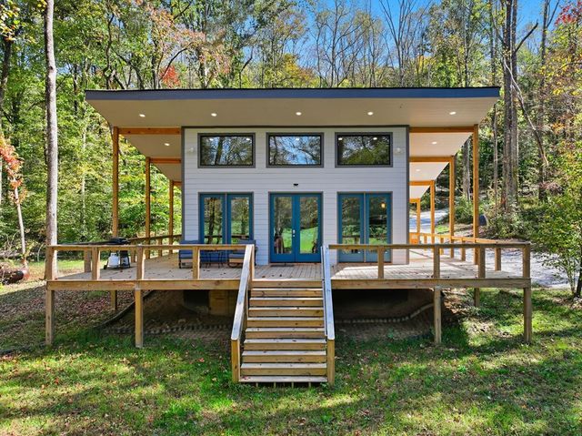 444 Weaver Road, Ellijay, GA 30536