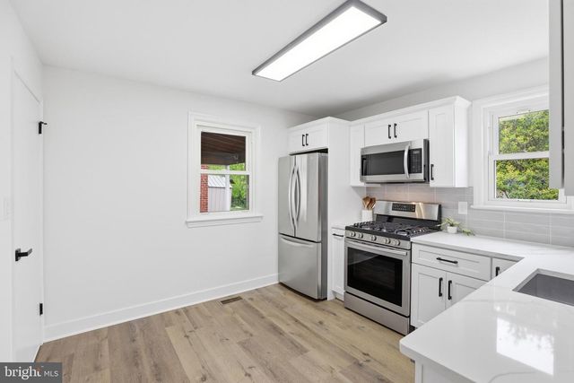5013 MINEOLA RD, College Park, MD 20740