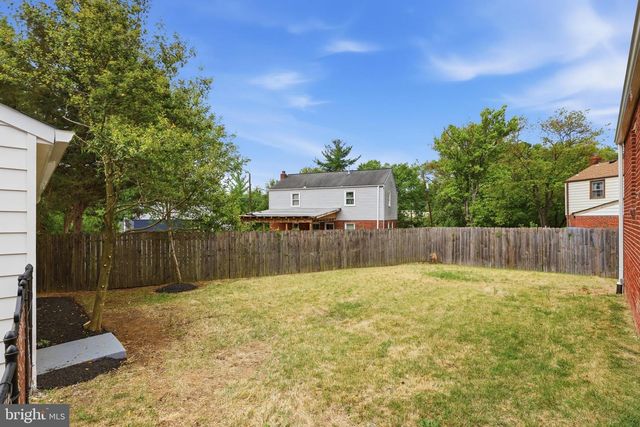 5013 MINEOLA RD, College Park, MD 20740