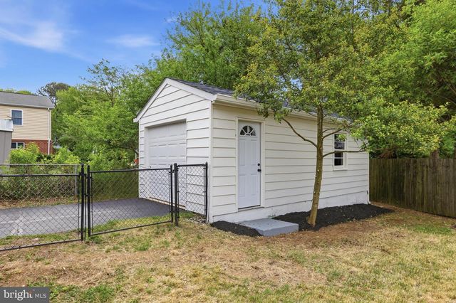 5013 MINEOLA RD, College Park, MD 20740
