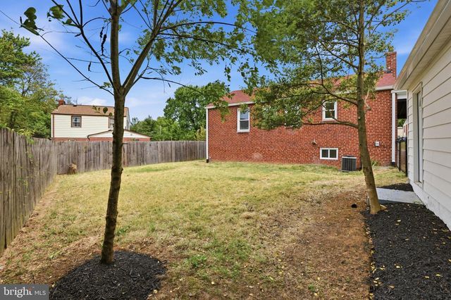 5013 MINEOLA RD, College Park, MD 20740