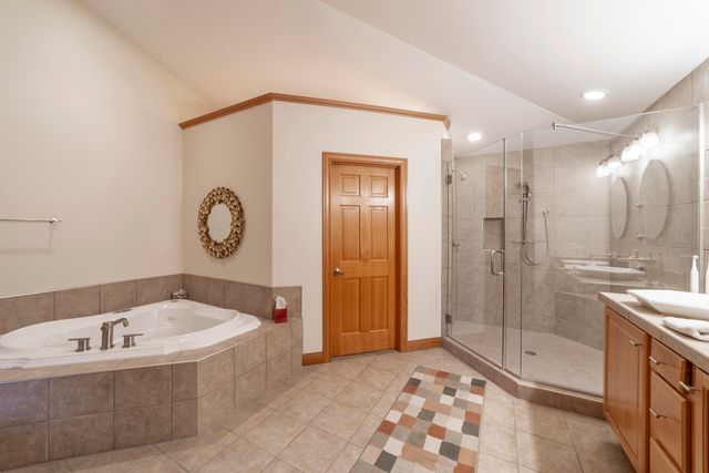 4650 W Merlot Court, La Porte, IN 46350