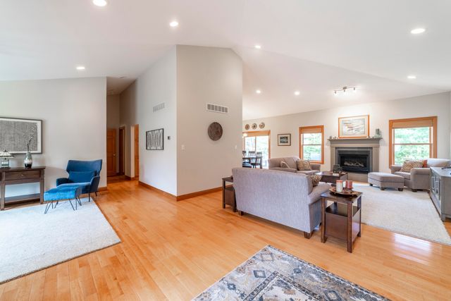 4650 W Merlot Court, La Porte, IN 46350