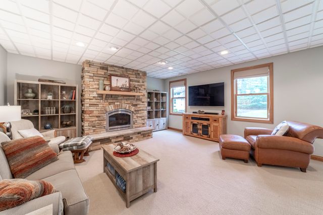4650 W Merlot Court, La Porte, IN 46350