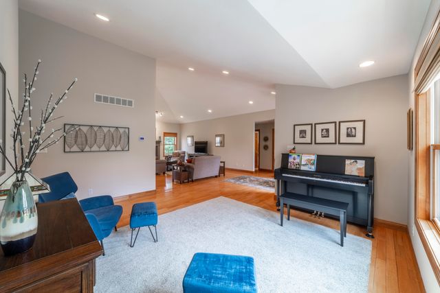 4650 W Merlot Court, La Porte, IN 46350