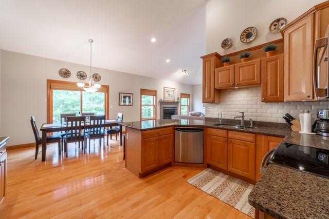 4650 W Merlot Court, La Porte, IN 46350