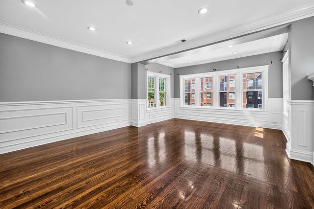 7440 S Paxton Avenue 2, Chicago, IL 60649
