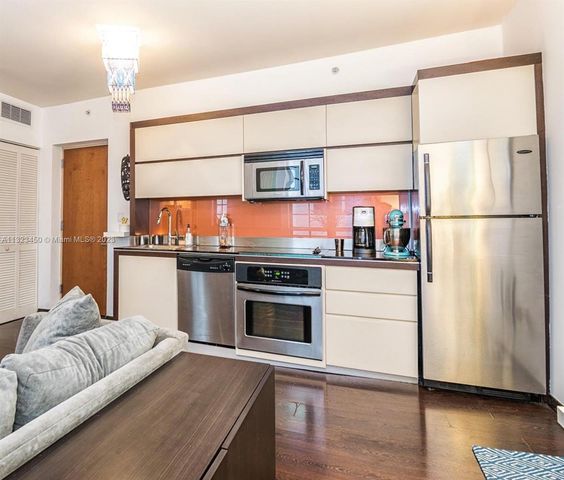 435 21st St 223, Miami Beach, FL 33139