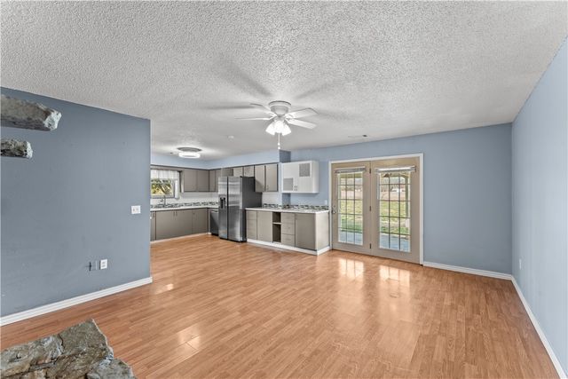 84 N Briarwood Road, Rogers, AR 72756