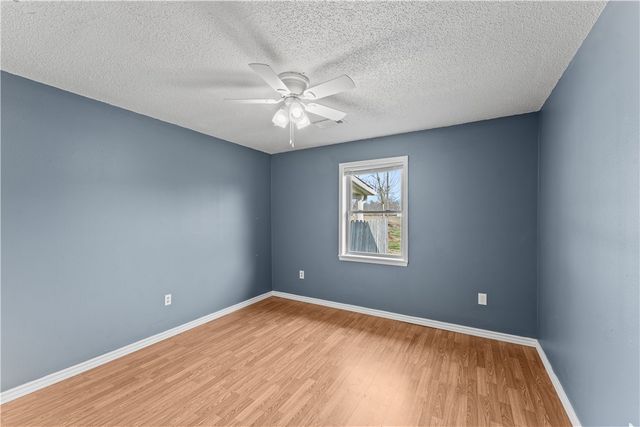 84 N Briarwood Road, Rogers, AR 72756