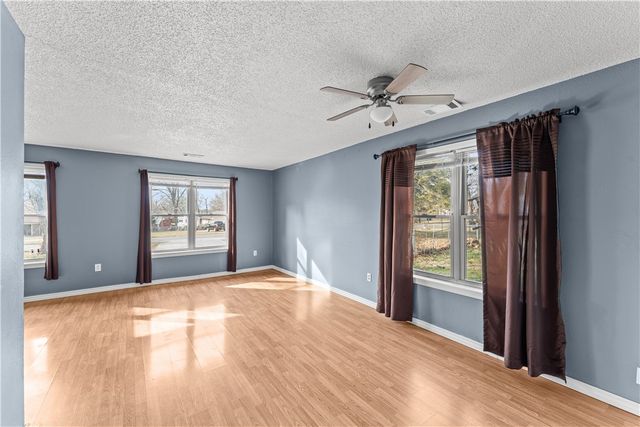 84 N Briarwood Road, Rogers, AR 72756