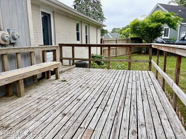 1815 McDonald Avenue, Royal Oak, MI 48073