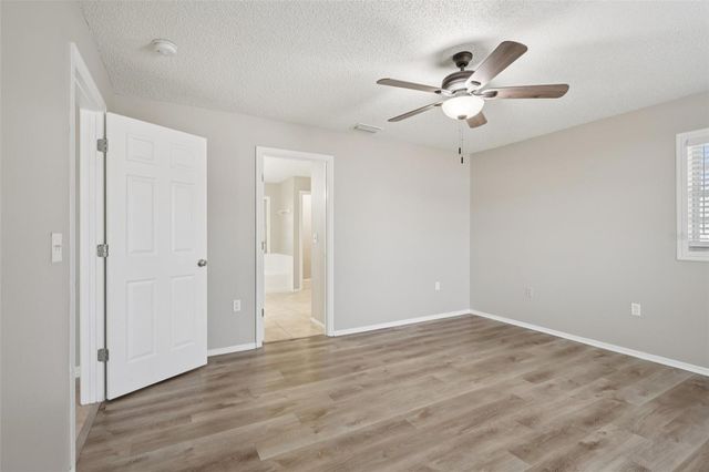 7029 SYMMES ROAD, Gibsonton, FL 33534