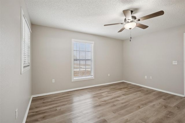 7029 SYMMES ROAD, Gibsonton, FL 33534