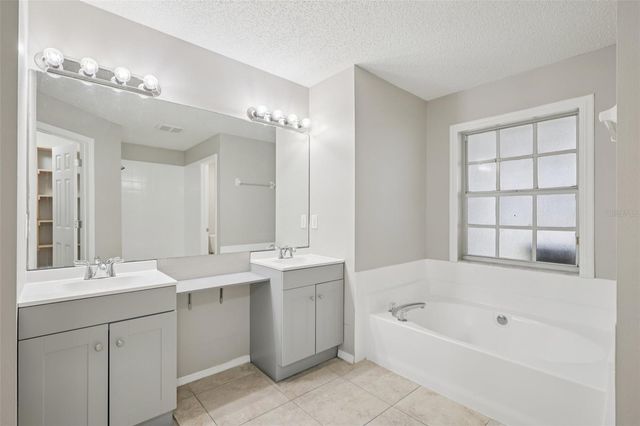 7029 SYMMES ROAD, Gibsonton, FL 33534