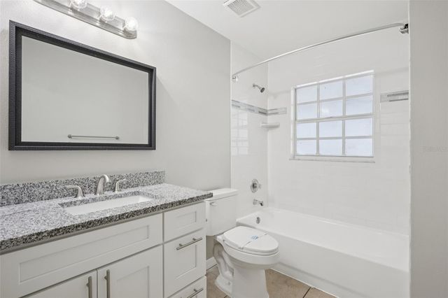 7029 SYMMES ROAD, Gibsonton, FL 33534