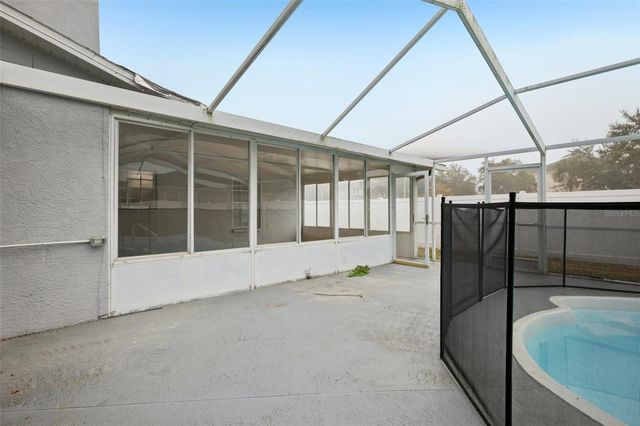 7029 SYMMES ROAD, Gibsonton, FL 33534