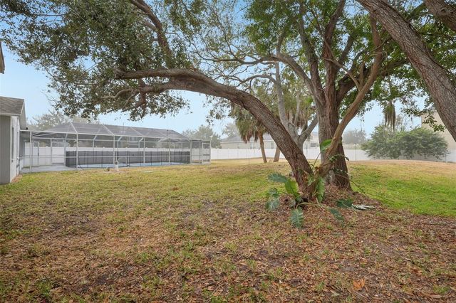 7029 SYMMES ROAD, Gibsonton, FL 33534