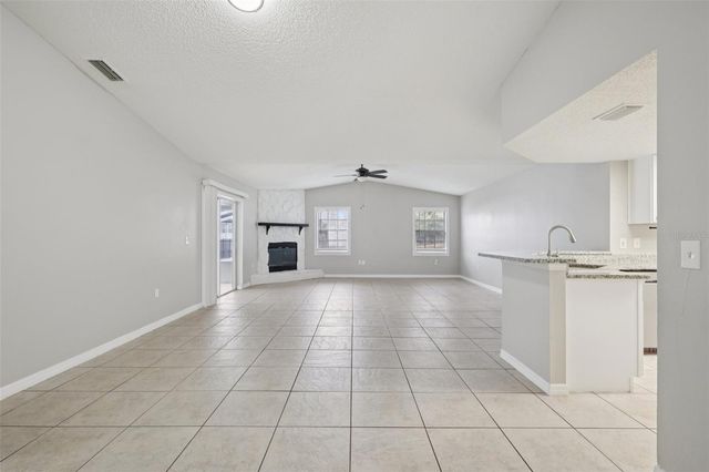 7029 SYMMES ROAD, Gibsonton, FL 33534