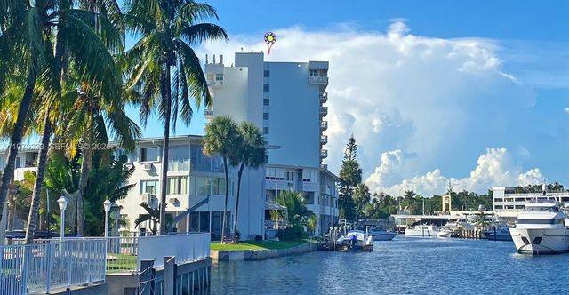 13155 Ixora Ct 310, North Miami, FL 33181