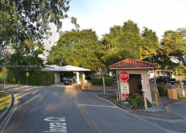 13155 Ixora Ct 310, North Miami, FL 33181