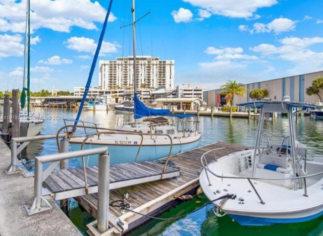 13155 Ixora Ct 310, North Miami, FL 33181