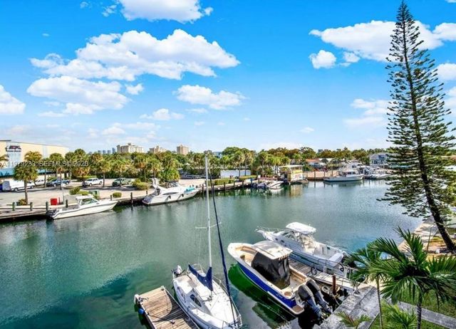 13155 Ixora Ct 310, North Miami, FL 33181