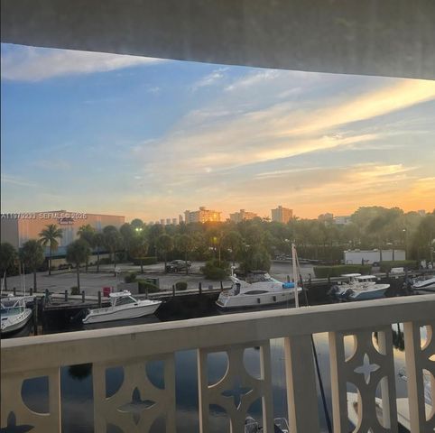 13155 Ixora Ct 310, North Miami, FL 33181